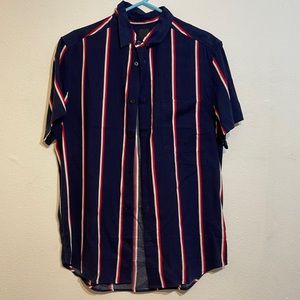 H&M slim fit button down shirt size small for men